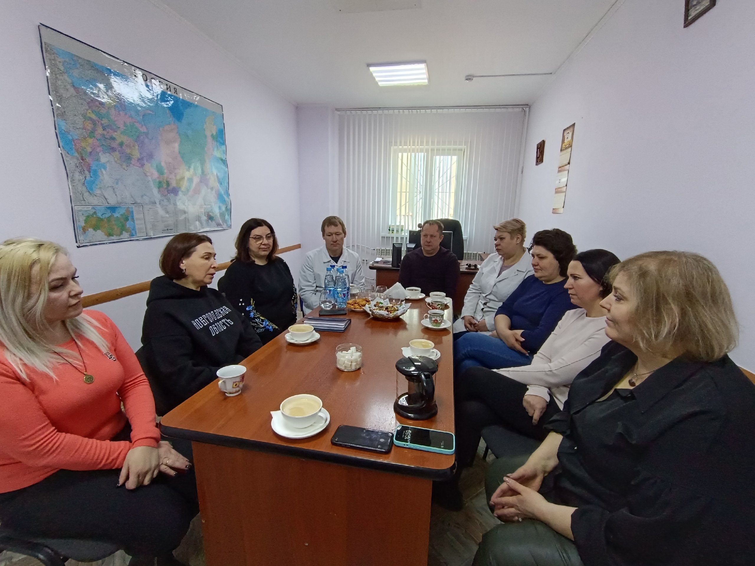 Сегодня Глава района Елена Комарова посетила производственную компанию "Русь"..
