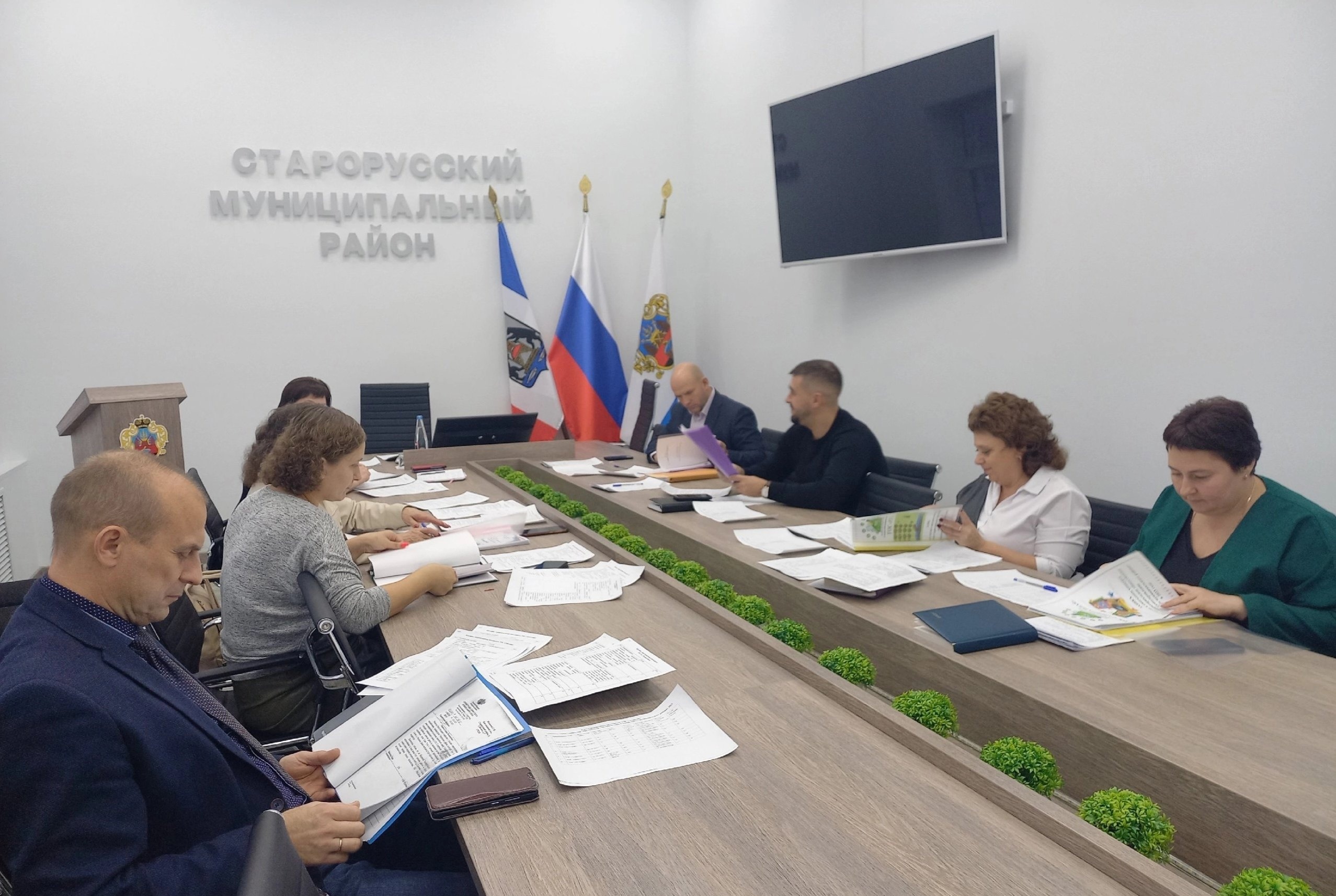 Вчера на заседании рабочей группы были подведены итоги конкурса "Лучшее территориальное самоуправление Старорусского муниципального района".