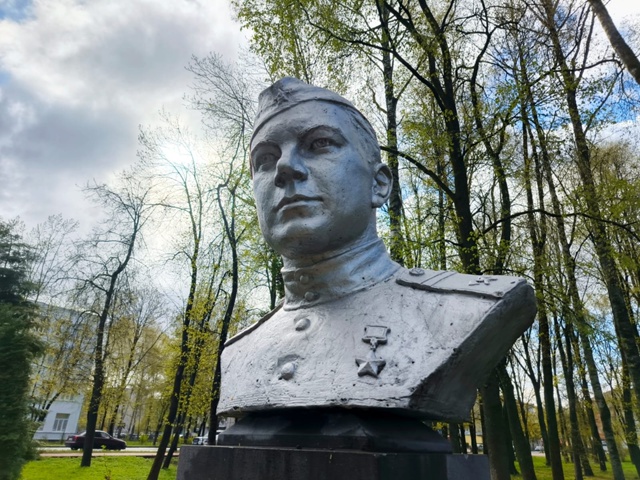В честь 80-летия Победы в Великой Отечественной войне в этом году был проведён плановый ремонт мемориальных сооружений..